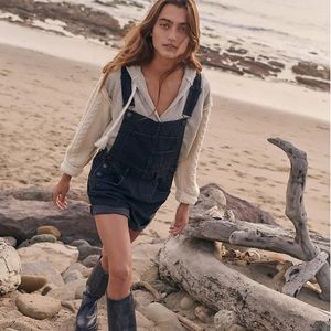 Free People “ziggy shortalls” denim